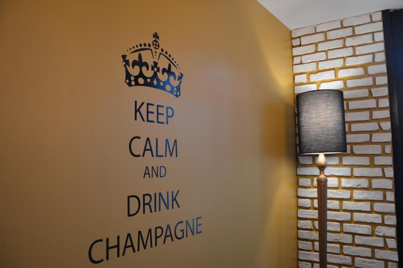 Groom Epernay - Jacuzzi & Champagne Екстер'єр фото