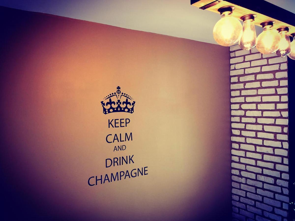 Groom Epernay - Jacuzzi & Champagne Екстер'єр фото